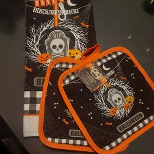 New Halloween Pot Holder Kitchen Set
